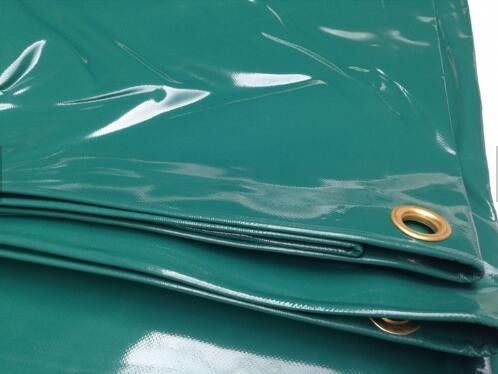 14 OZ Water Proof Glossy PVC Coated Tarpaulin Fabric Untuk Penutup Kapal Atau Penutup Truk