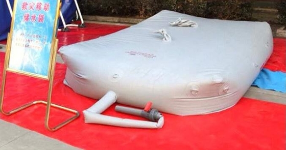 6-15 Tahun Durable Life Tarpaulin Liquid Storage Tas Fleksibel Tangki Air Tugas Berat