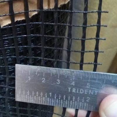 Industri Grade PVC dilapisi Polyester Mesh Geogrid Untuk Kereta Api Atau Soft Soil Foundation